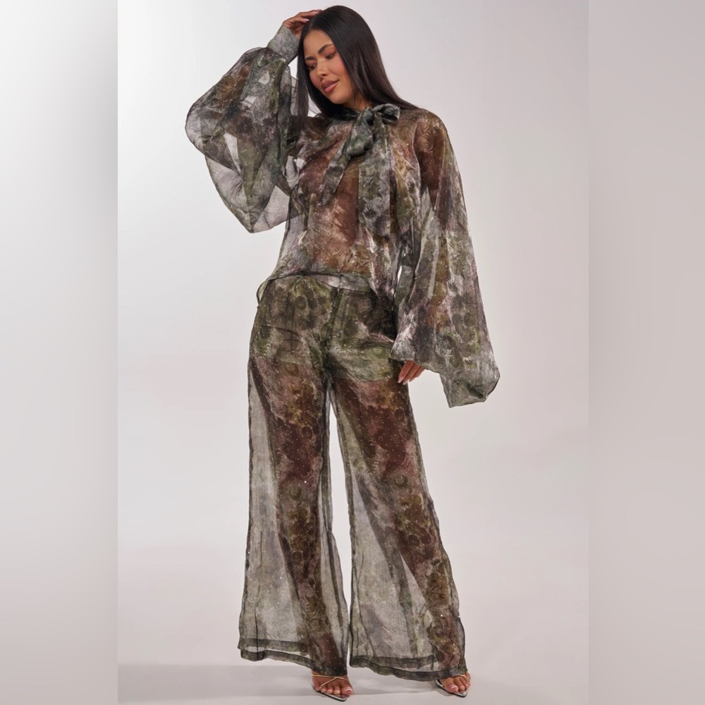 MYSTIQUE FLORAL CHIFFON PANT AND MATCHING TOP - L